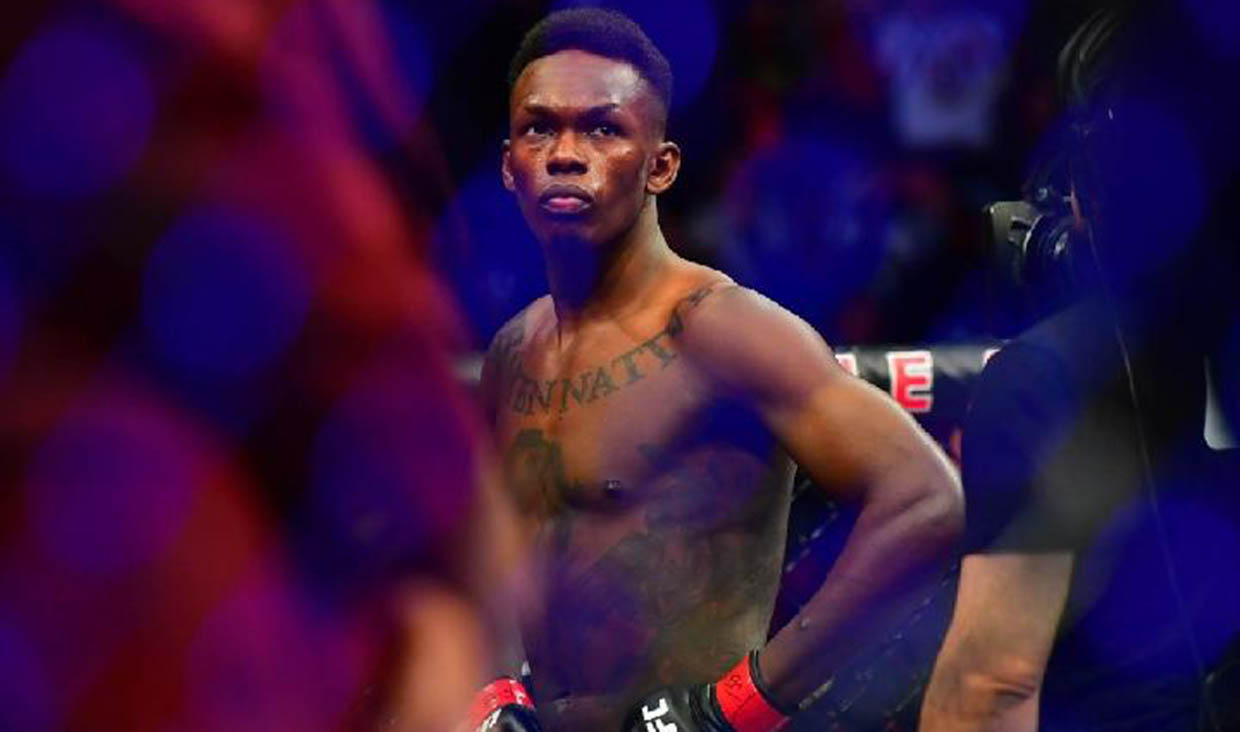 Israel Adesanya, Jawara UFC Penggemar Porsche